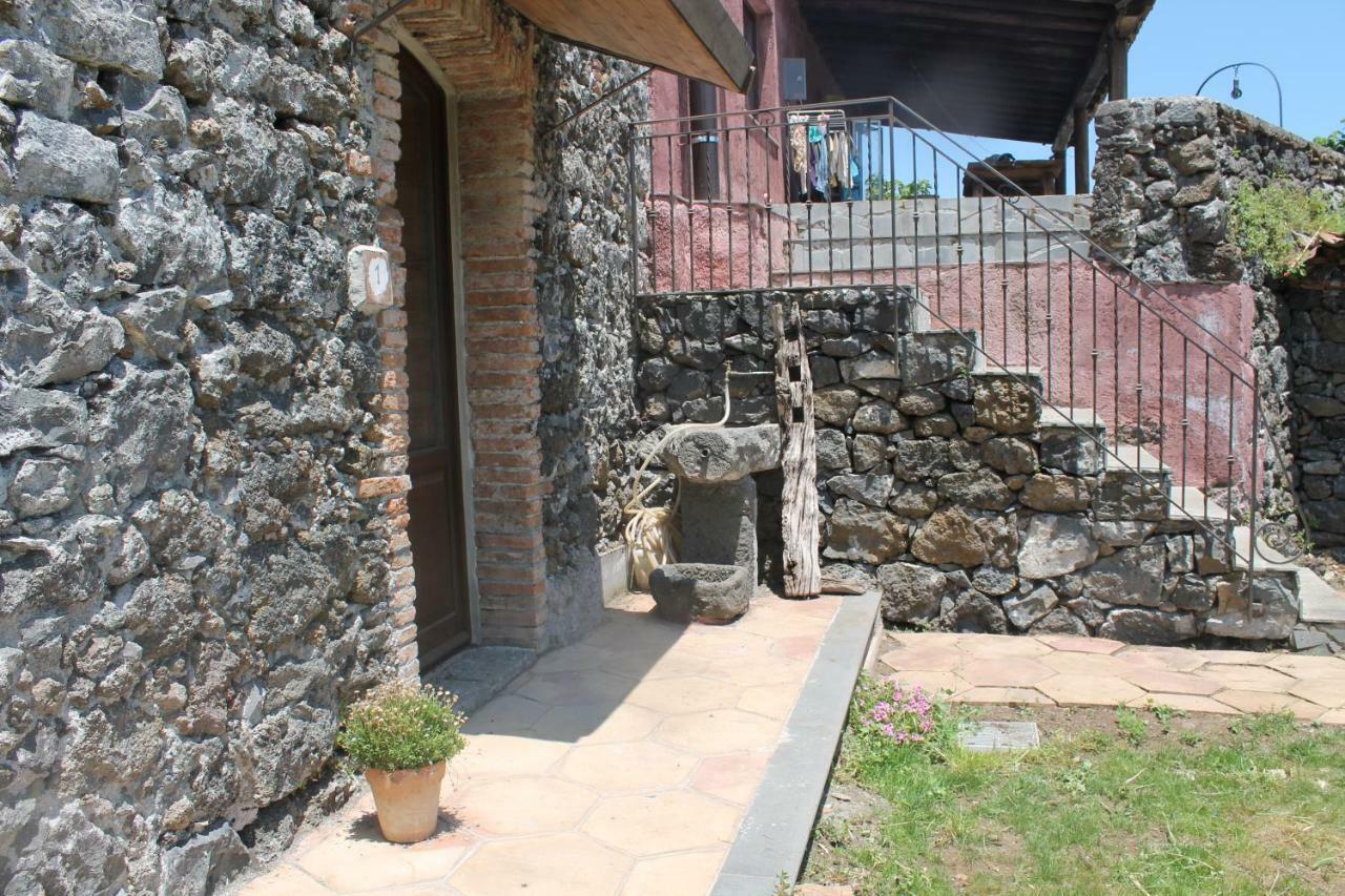 La Caraffara Sull' Etna