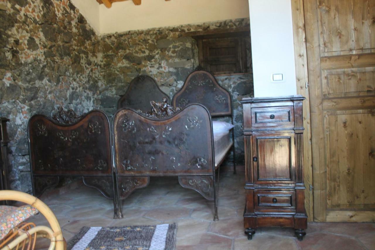 La Caraffara Sull' Etna Farm stay Puntalazzo