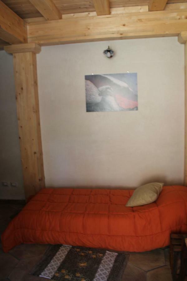 La Caraffara Sull' Etna Farm stay *