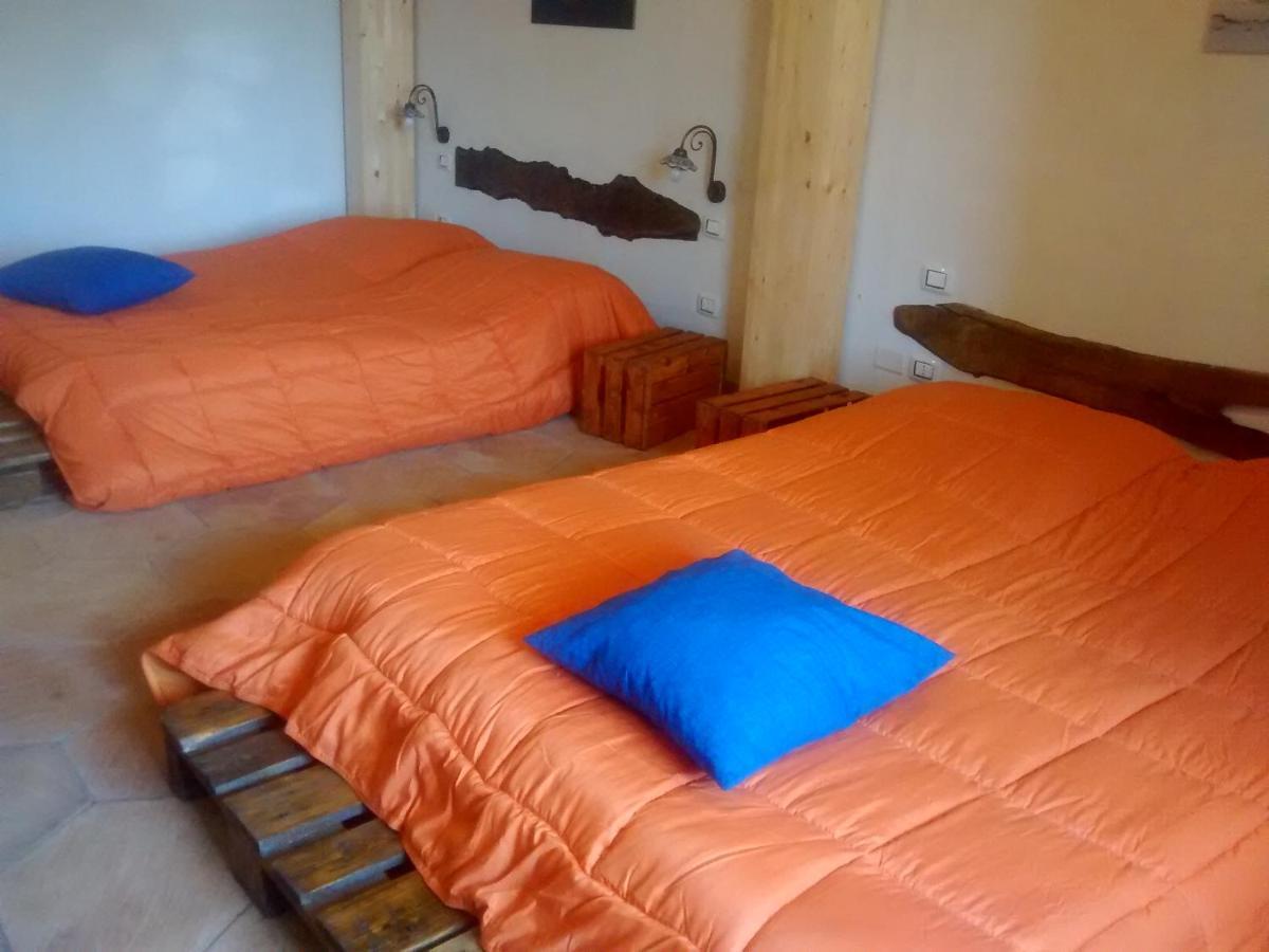 Farm stay La Caraffara Sull' Etna Puntalazzo