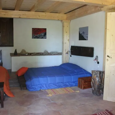 Agriturismo La Caraffara Sull' Etna Puntalazzo Exterior foto